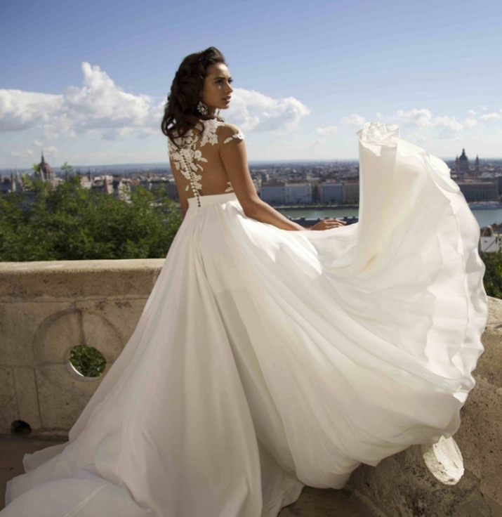 Elegant Bohemian Wedding Dress