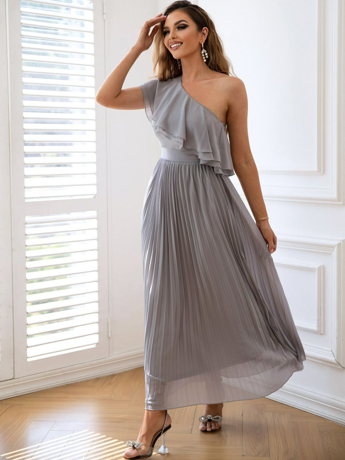 One-Shoulder Ruffle Trim Pleated Dress