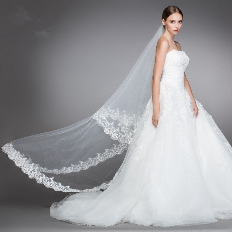 Simple Lace Bridal Veil