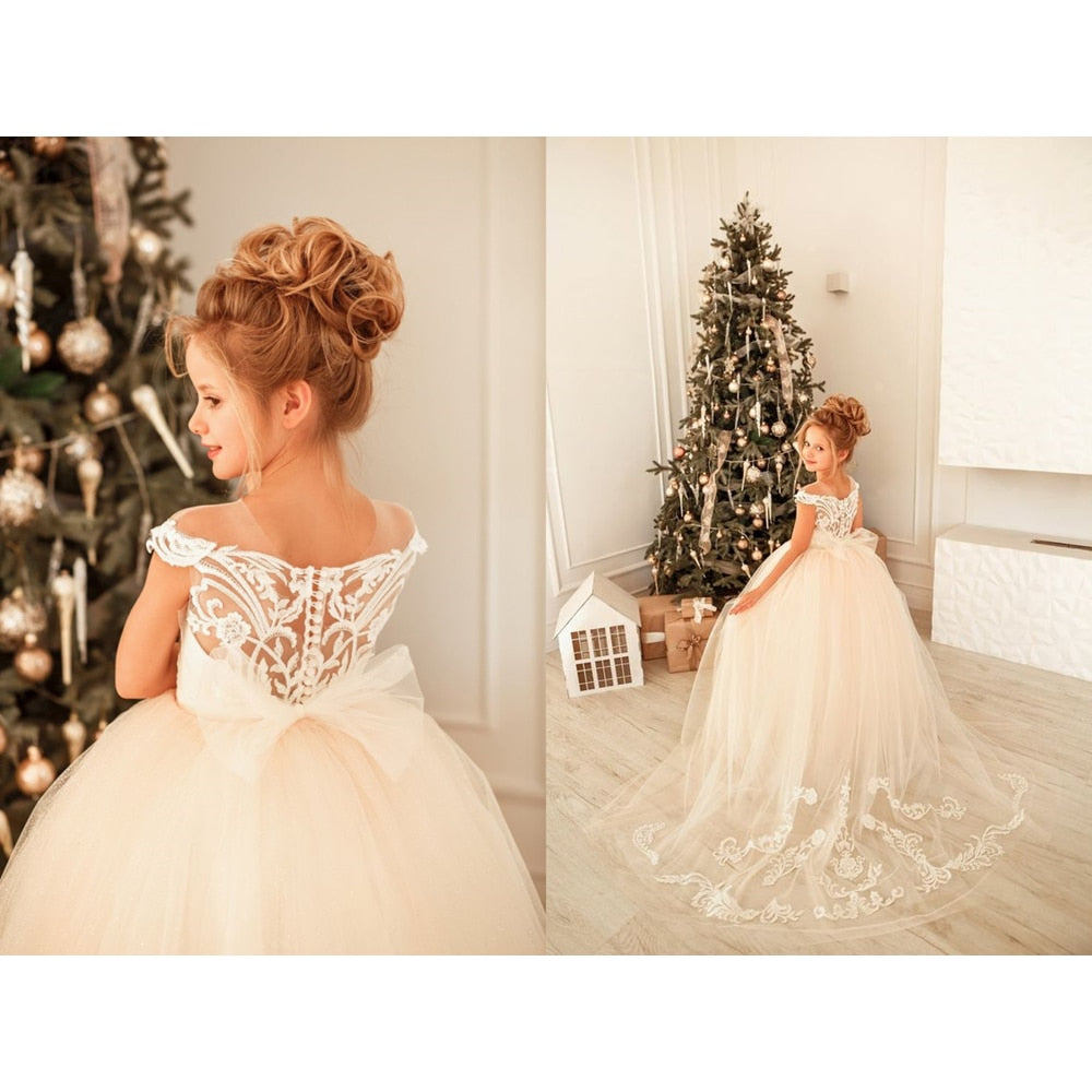 Flower Girl Dresses, First Communion Gown, Big Bow, Long Sleeves, Ball Gown, White Girls Formal Wedding Party Flower Girl Dresses