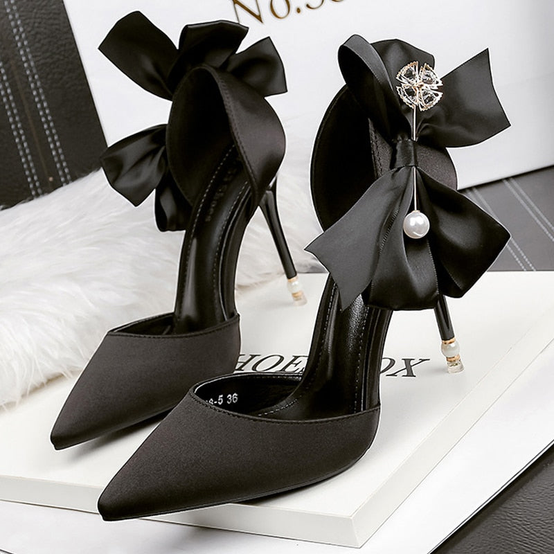 Black Designer High Heel Pumps with Large Bow