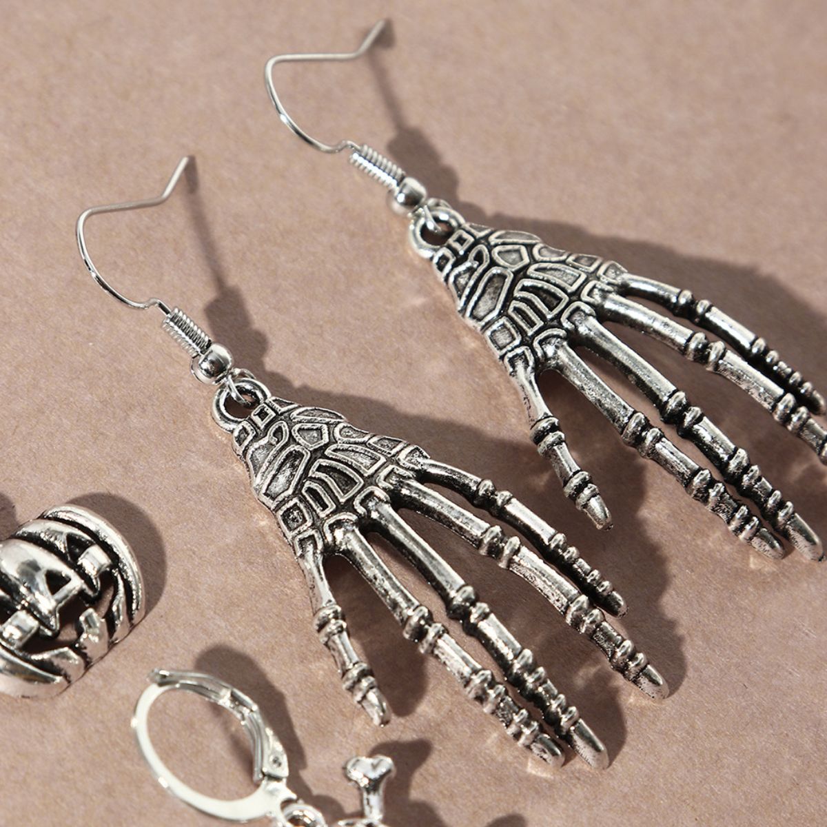 Assorted Halloween Themed Dangle Earrings Set